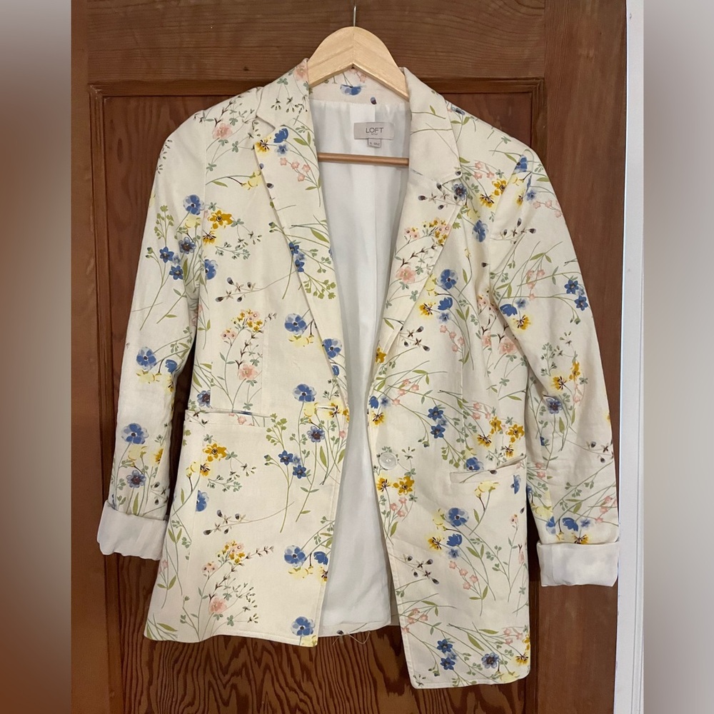 LOFT BLAZER SIZE 0